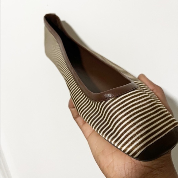 BCBGMAXAZRIA flat ballerina - Picture 6 of 10